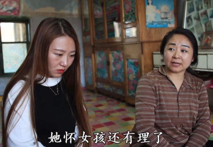 中国有4亿婆媳关系相处不好？婆婆：我儿媳太能作了,她就是欠打!